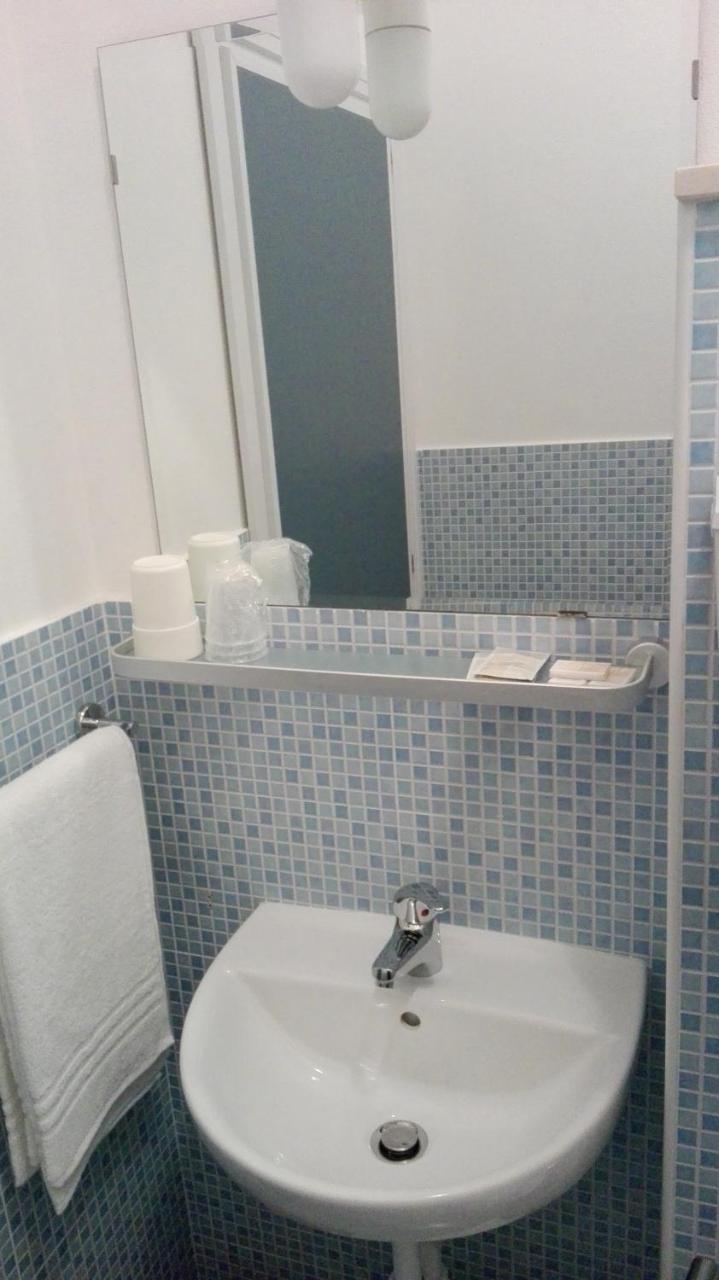 קרביה Hotel Enrica מראה חיצוני תמונה