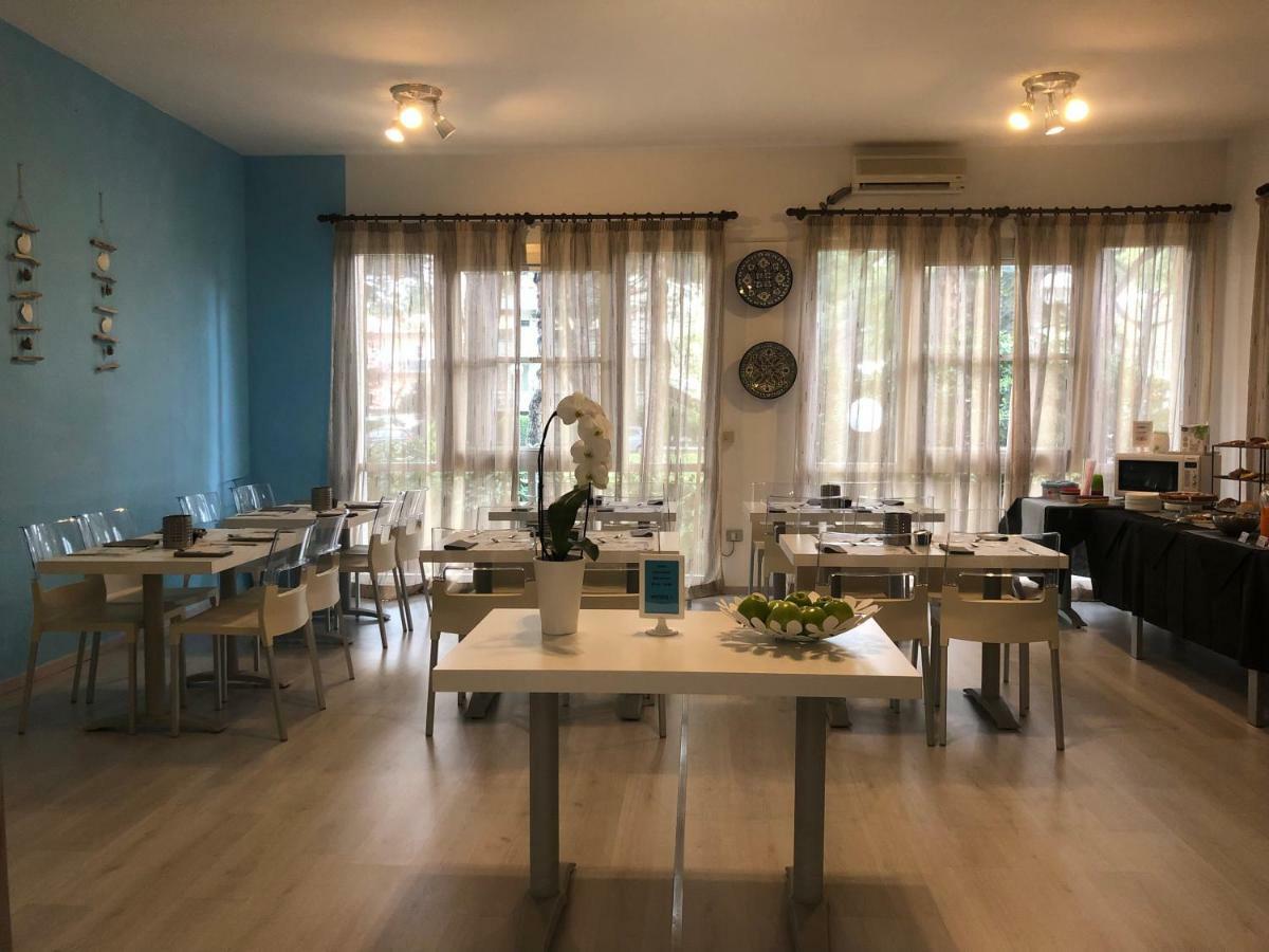 קרביה Hotel Enrica מראה חיצוני תמונה