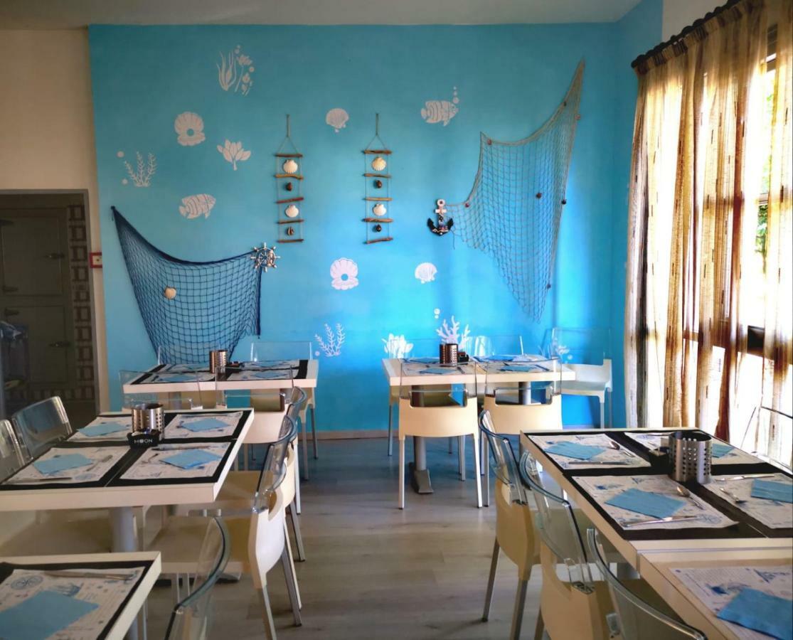 קרביה Hotel Enrica מראה חיצוני תמונה